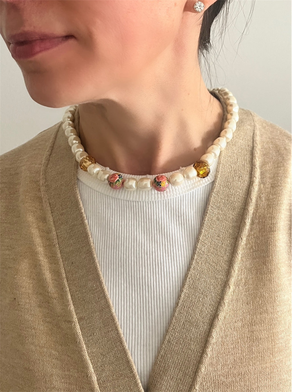 Floral Painted Beads Necklace