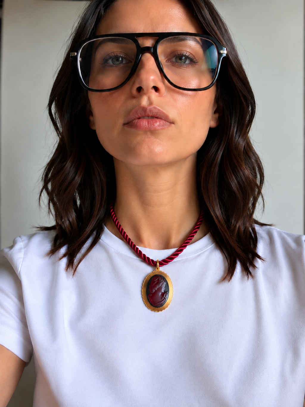Bordeaux Small Rope Cameo Necklace